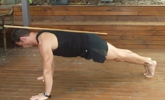 PUSH UP STATIC HOLD