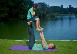 5 fun partner poses to do with your kids