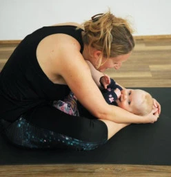 Mum + Baby Yoga Classes Kingsley Hatha Yoga